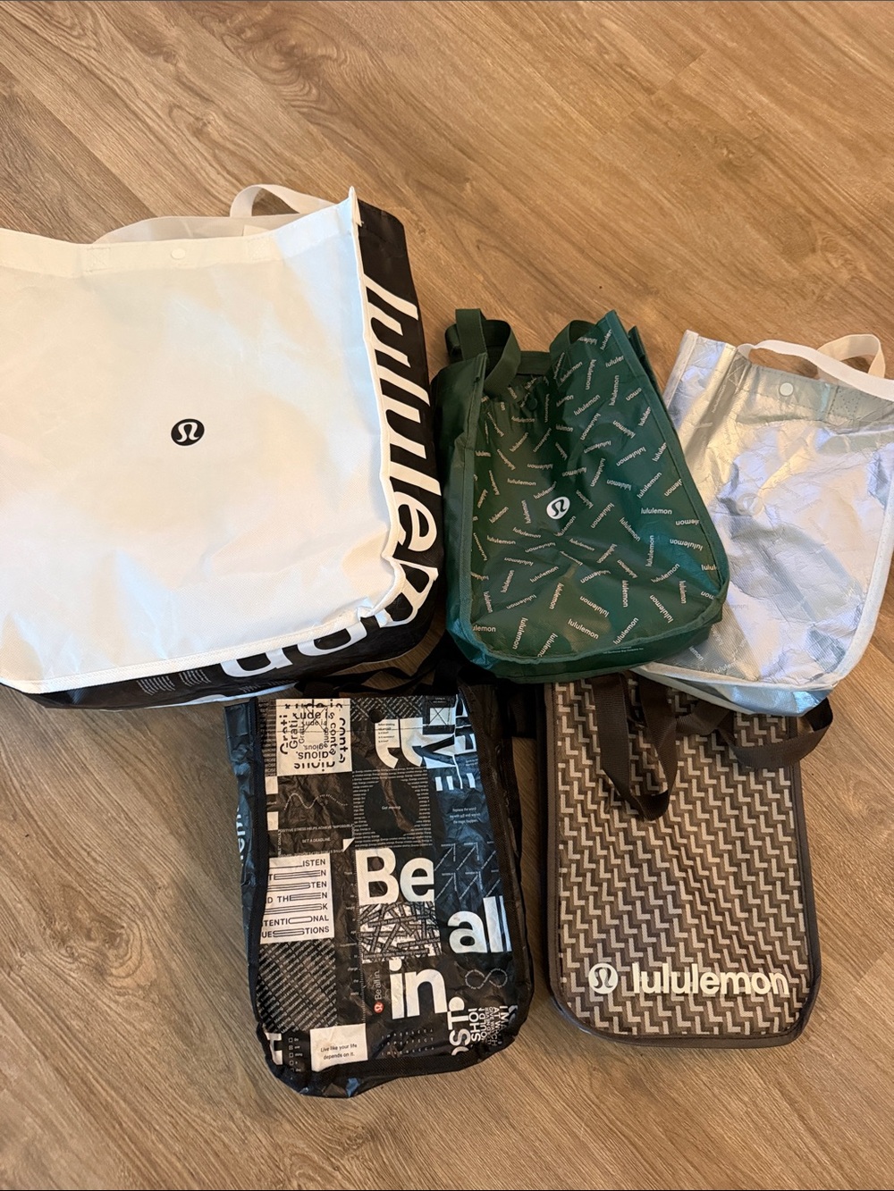 lululemon athletica | Five Tote Bags